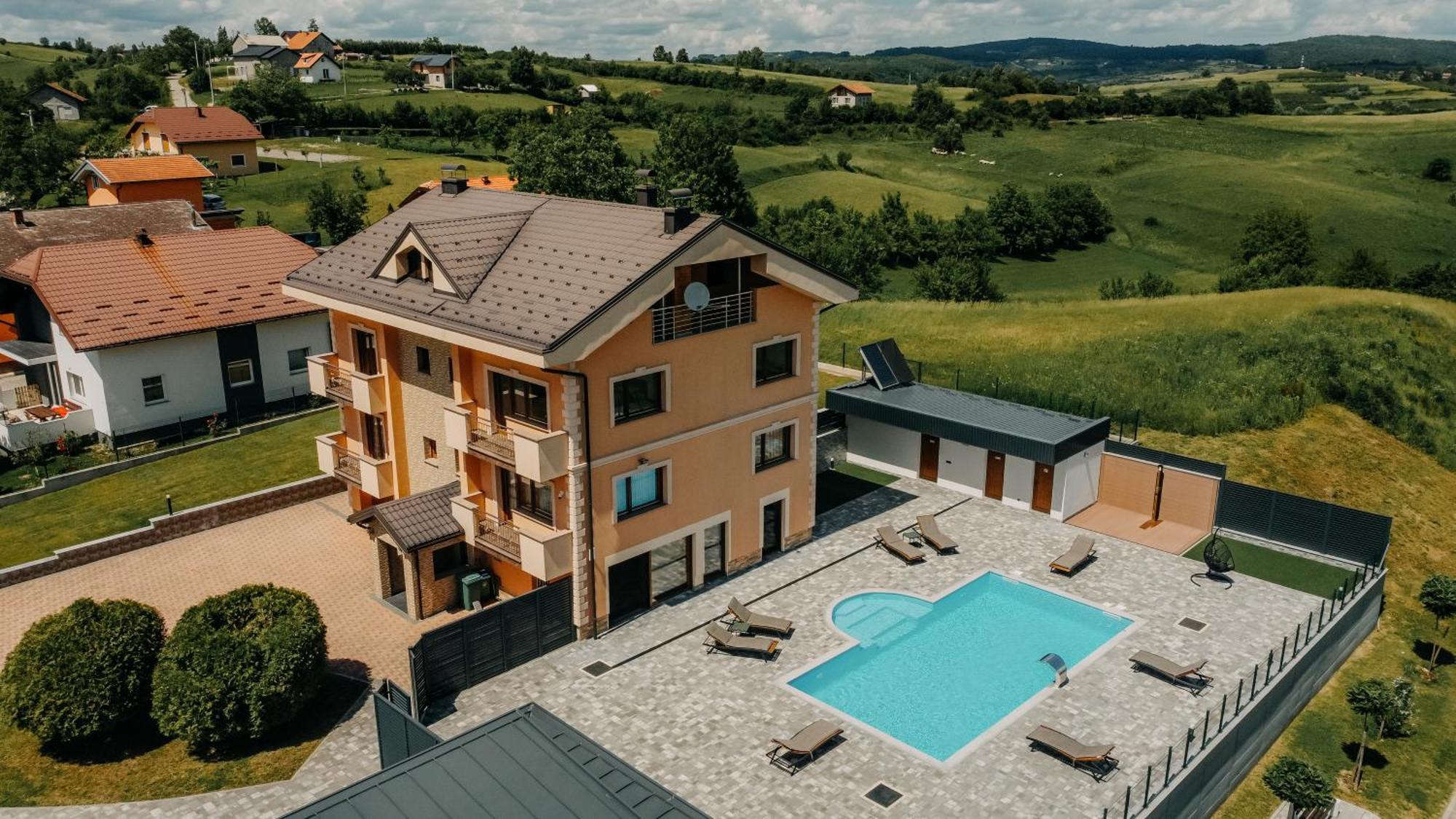 Villa Lamija Бихач Экстерьер фото